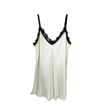 Lade das Bild in den Galerie-Viewer, TOP Silky Basic, crème-schwarz
