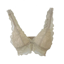 Lade das Bild in den Galerie-Viewer, BRALETTE `Lingerie´, beige
