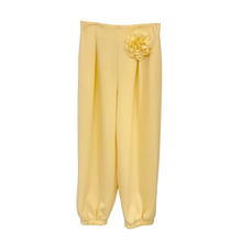 Lade das Bild in den Galerie-Viewer, HOSE `Flower´, citrus
