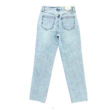 Lade das Bild in den Galerie-Viewer, HOSE Jeans `Mom Stretch´ (Classic)
