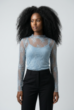 Lade das Bild in den Galerie-Viewer, TOP `Light Lace´, baby blue
