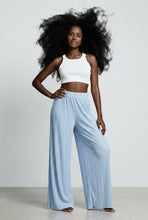 Lade das Bild in den Galerie-Viewer, HOSE `Silky &amp; Elegant´, cashmere blue
