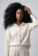 Lade das Bild in den Galerie-Viewer, BLUSE Musselin `Classic´, taupe

