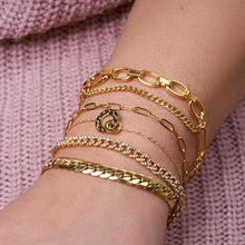 Lade das Bild in den Galerie-Viewer, ARMBAND `Cool Chic´, gold
