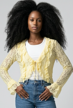 Lade das Bild in den Galerie-Viewer, CARDIGAN `Sweet Lace´, citrus
