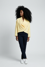 Lade das Bild in den Galerie-Viewer, JACKE `Suede´, citrus
