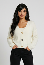 Lade das Bild in den Galerie-Viewer, CARDIGAN `Glam´, crèmeweiß
