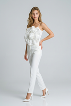 Lade das Bild in den Galerie-Viewer, TOP `So Couture Camelia´, weiß
