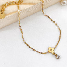 Lade das Bild in den Galerie-Viewer, ARMBAND `Flower &amp; Diamond´, gold
