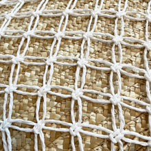 Lade das Bild in den Galerie-Viewer, TASCHE Shopper `Saint Tropez´, beige-weiß
