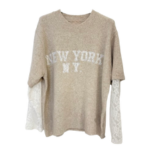 Lade das Bild in den Galerie-Viewer, PULLOVER `New York (Lace)´, beige-weiß
