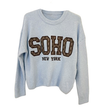Lade das Bild in den Galerie-Viewer, PULLOVER `SOHO´, baby blue
