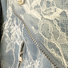 Lade das Bild in den Galerie-Viewer, JACKE `Lace´, jeansblue
