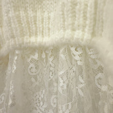 Lade das Bild in den Galerie-Viewer, PULLOVER `Lace´ (Rollkragen), weiß
