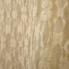 Lade das Bild in den Galerie-Viewer, TOP `Lace Rose´, beige

