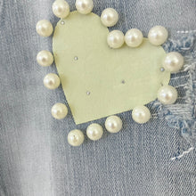 Lade das Bild in den Galerie-Viewer, HOSE Jeans `Citrus Hearts´

