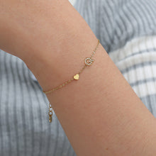 Lade das Bild in den Galerie-Viewer, ARMBAND `My Name - Q´, gold
