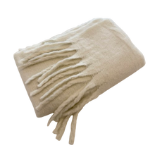 Lade das Bild in den Galerie-Viewer, SCHAL `Cozy´, crème
