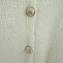 Lade das Bild in den Galerie-Viewer, CARDIGAN `Sweet Ruffles´ (Short), crèmeweiß
