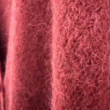 Lade das Bild in den Galerie-Viewer, CARDIGAN `Classy Piece´ (Alpaka), burgundy
