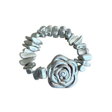 Lade das Bild in den Galerie-Viewer, ARMBAND `Camelia´ (elast.), silber
