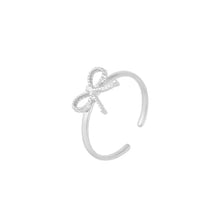 Lade das Bild in den Galerie-Viewer, RING Bow, silber
