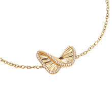 Lade das Bild in den Galerie-Viewer, ARMBAND `Butterfly´, gold
