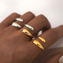 Lade das Bild in den Galerie-Viewer, RING 2 Drops, gold
