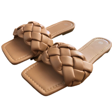 Lade das Bild in den Galerie-Viewer, PANTOLETTE `Flat´, caramel
