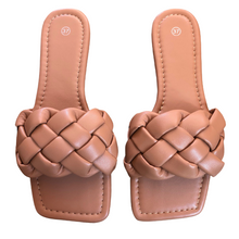 Lade das Bild in den Galerie-Viewer, PANTOLETTE `Flat´, caramel
